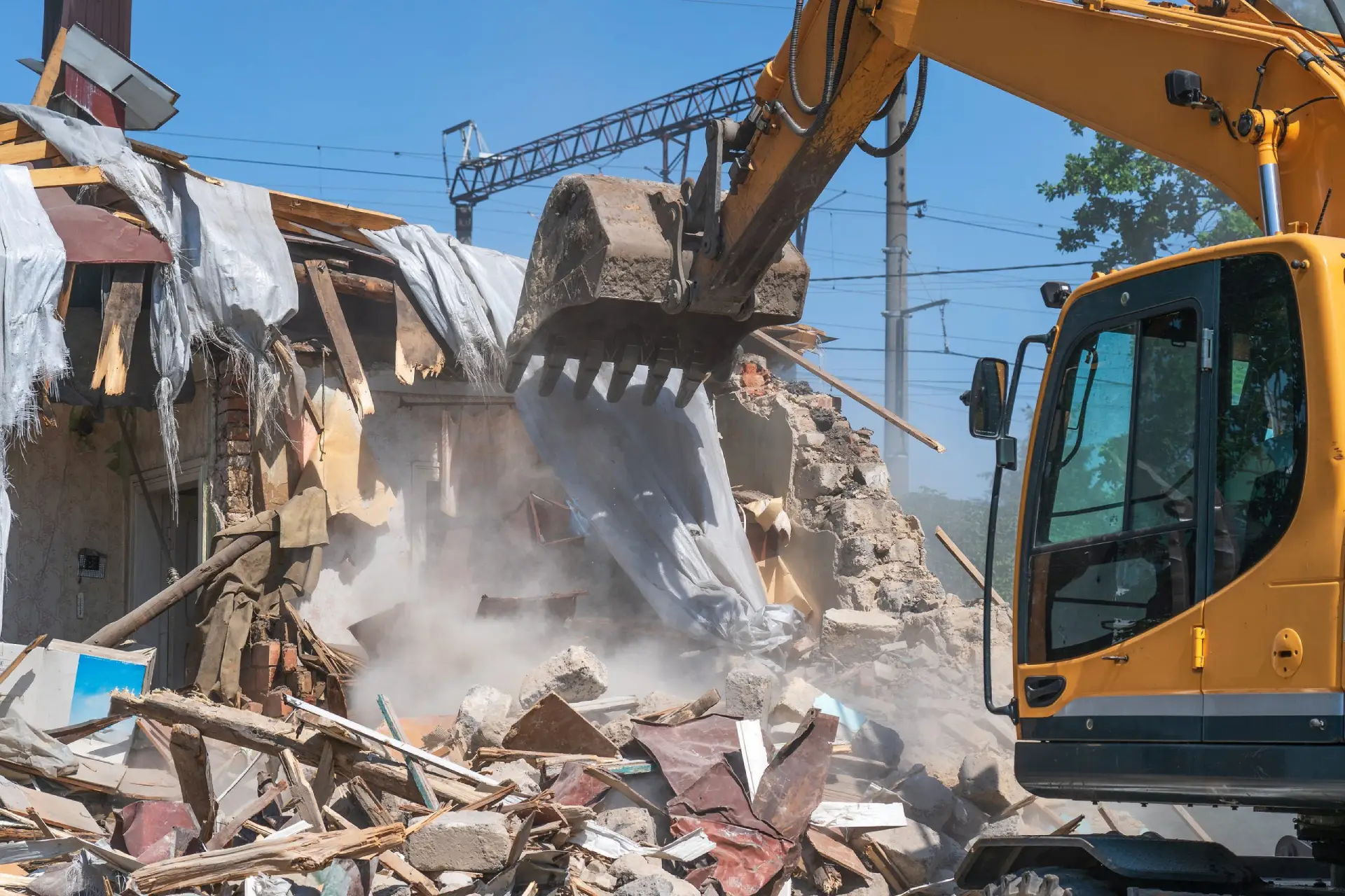 excavaciones en Madrid — guía para hacer demolición controlada de vivienda o nave